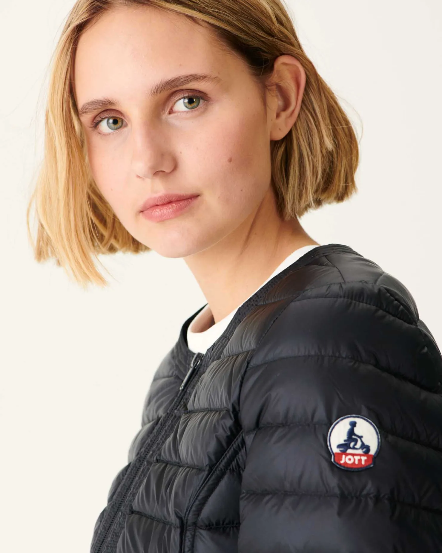 JOTT Light Down Jacket Black Douda 999 Black Discount